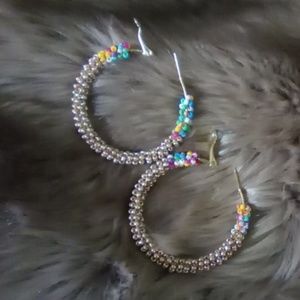 💋 Gold + Multi Color Small Hoop Earrings NWT